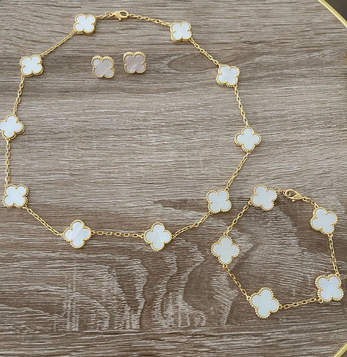 Parure or jaune / blanc