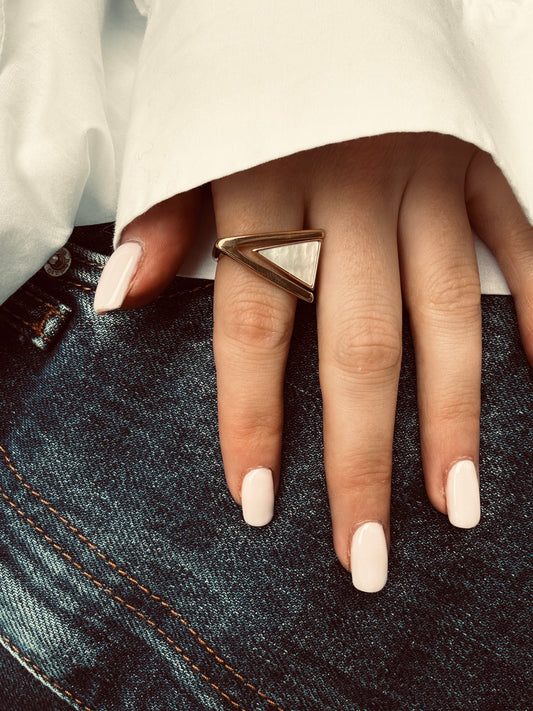 Bague triangle Lana