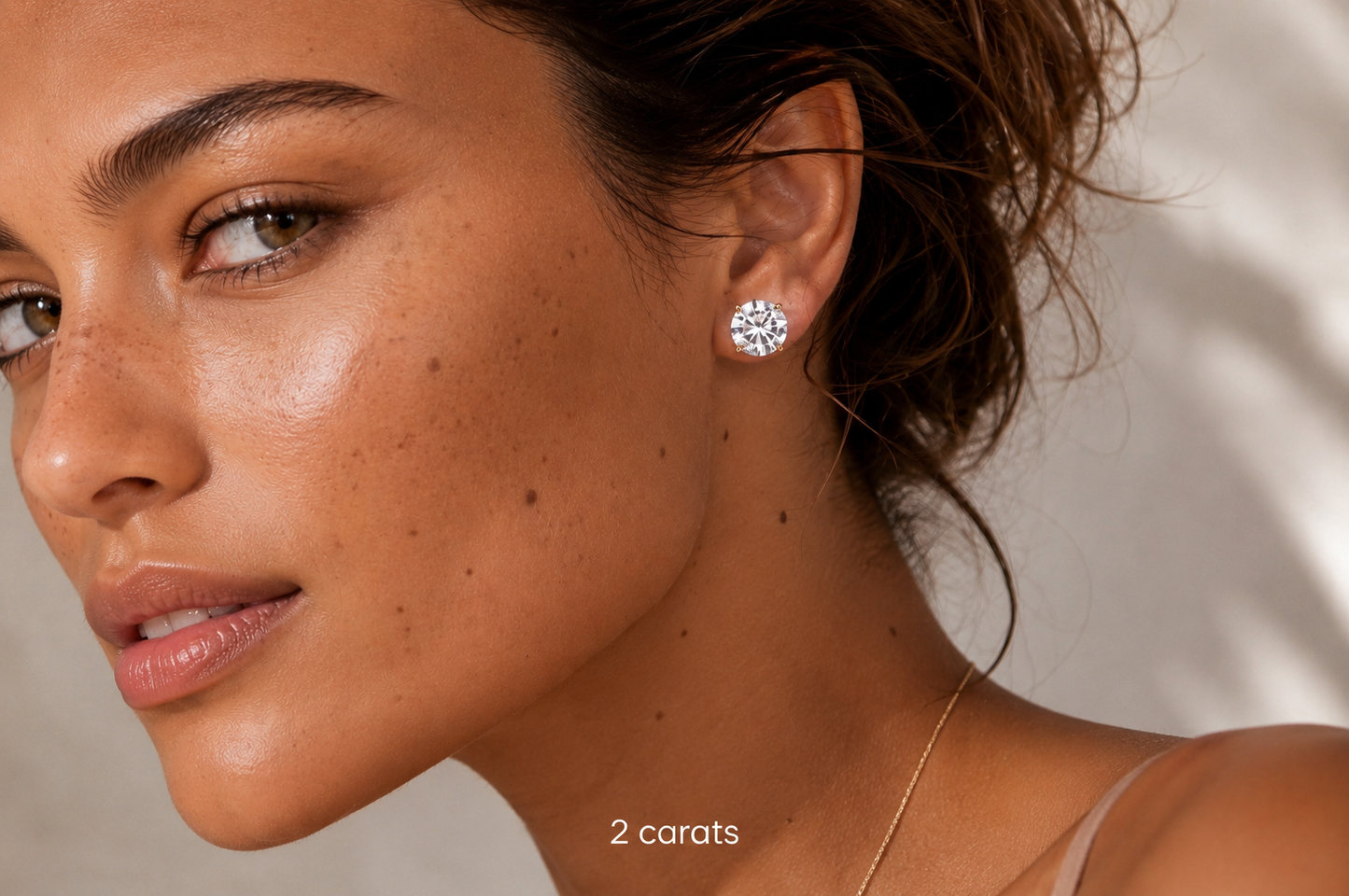Puces d’oreilles solitaire