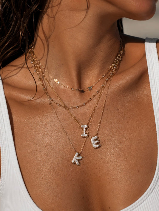 Collier initiale pavé