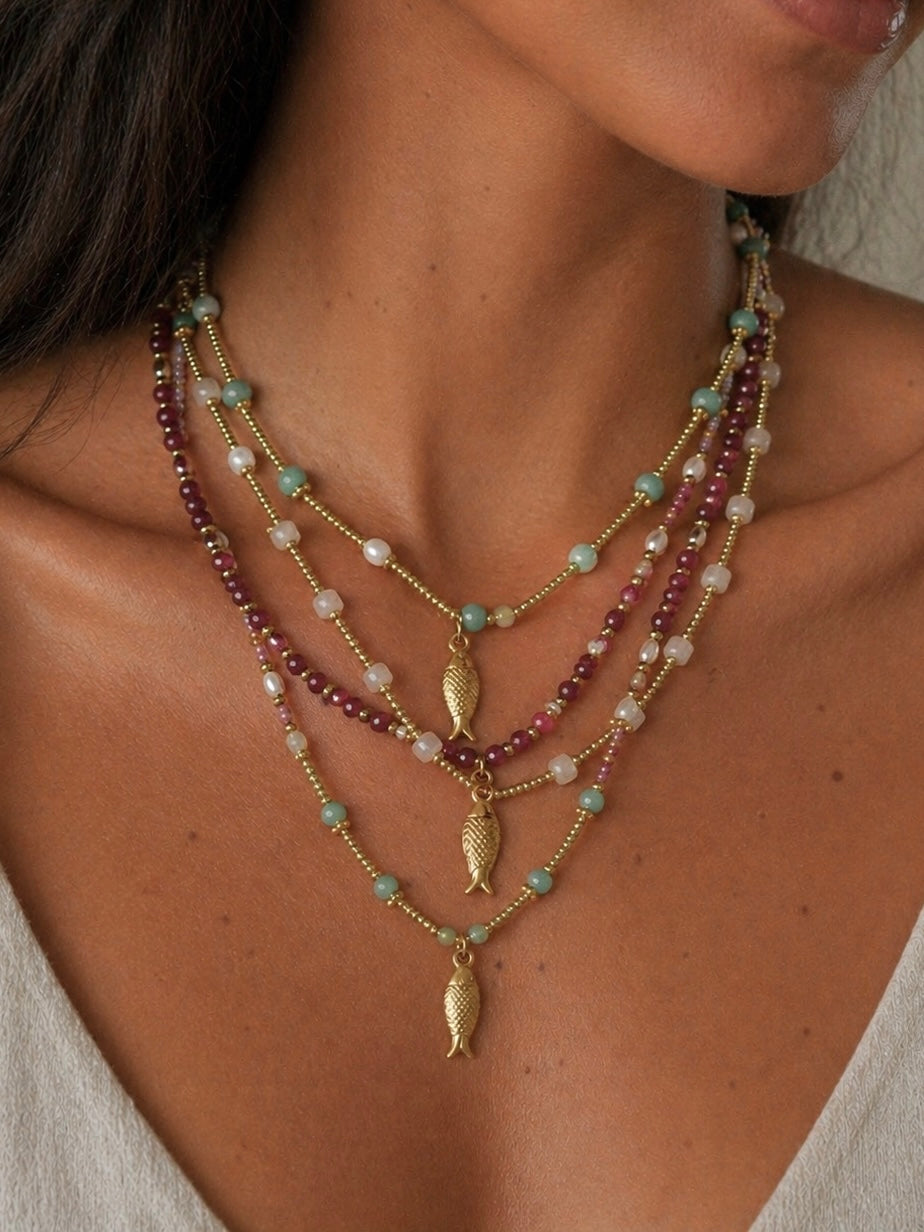 Collier poissons pierres précieuses