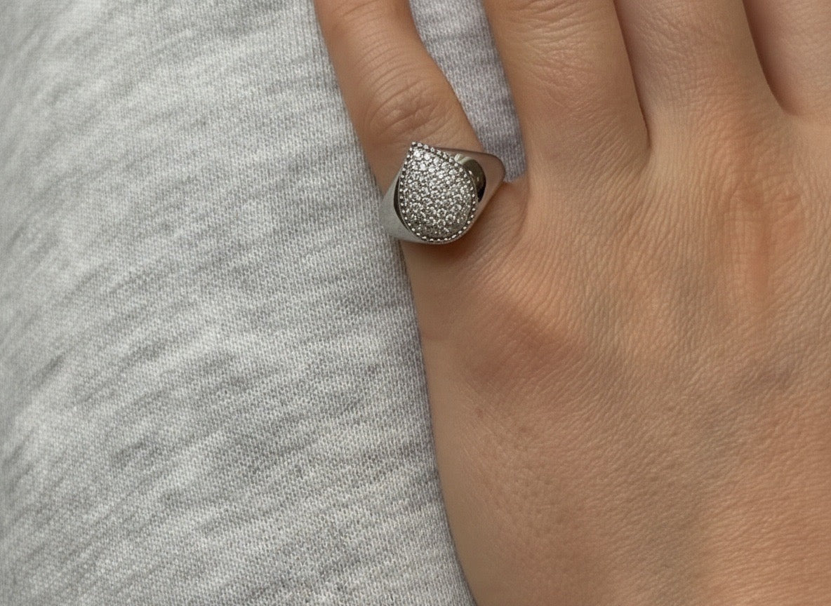 Chevalière, Franchesca