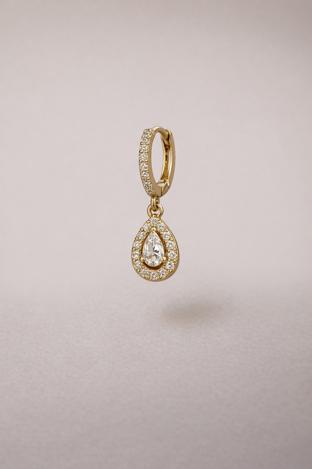 Boucles d’oreilles, Gisèle